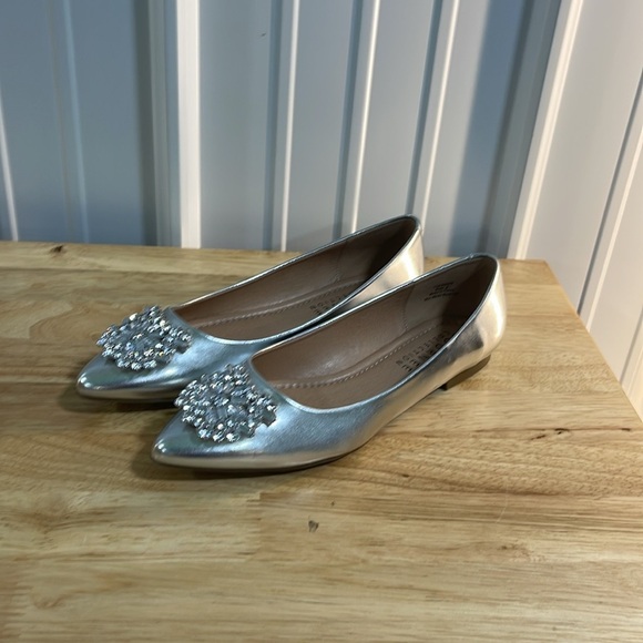 Journee Collection Women’s Shoes Heels - Picture 2 of 6